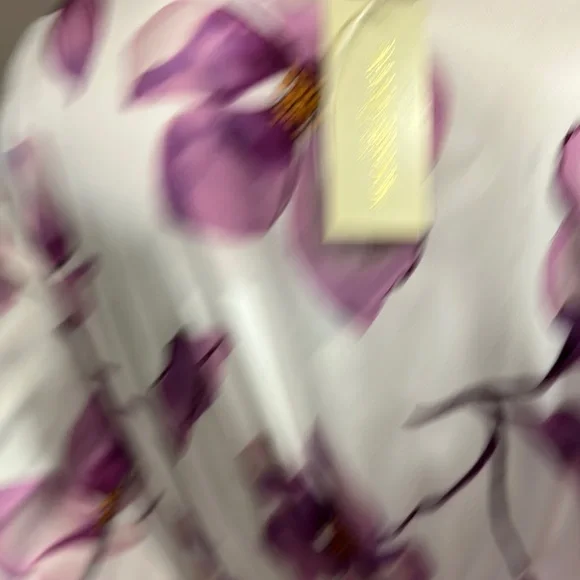 Floral V-Neck Maxi Dress - Picture 3 of 3